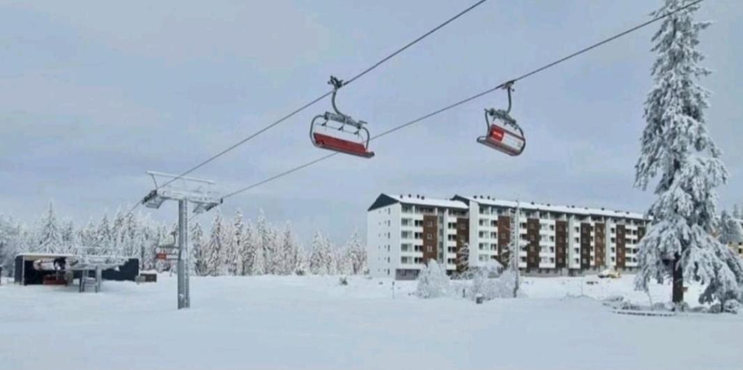 Jahorina Woods - Na Stazi, Ski-To-Door Apartamento Exterior foto